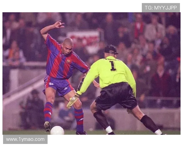 罗纳尔多：从足球天才到全球偶像的传奇之路与不朽足迹