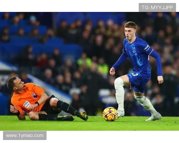 切尔西足球俱乐部最新动态分析与未来发展战略探讨