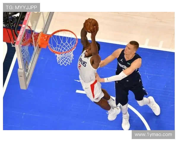 堪萨斯城竞赛对决达拉斯球队精彩瞬间回顾与分析